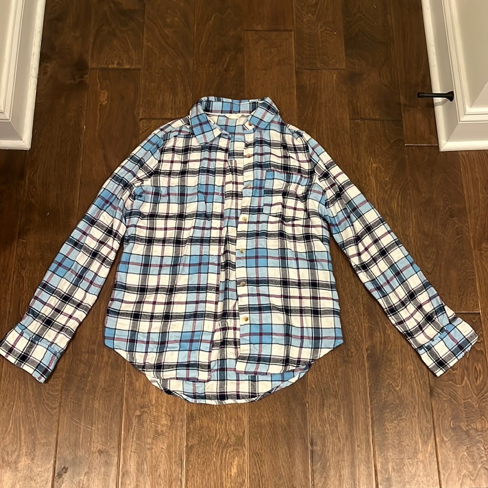 Aeropostale Flannel - Juniors Size Medium - Like New Condition - Worn Once